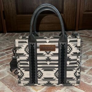 Small Wrangler Purse